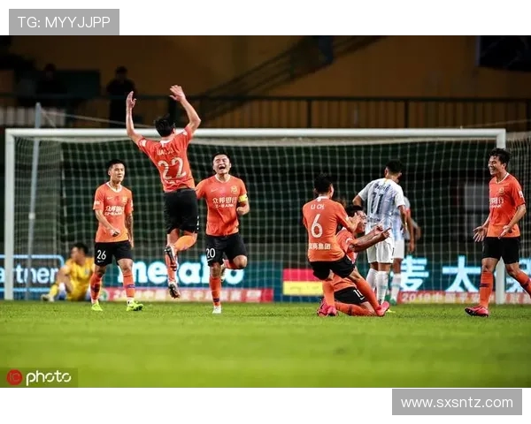 卓尔与富力精彩对决重播回顾赛场瞬间与精彩进球分析